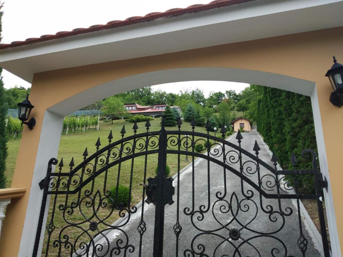 Apartamento Kuca Za Odmor Magdalena&V Krapina Exterior foto